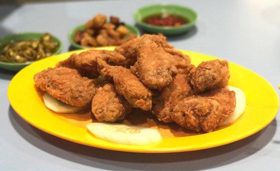 Amoy Street Food Centre